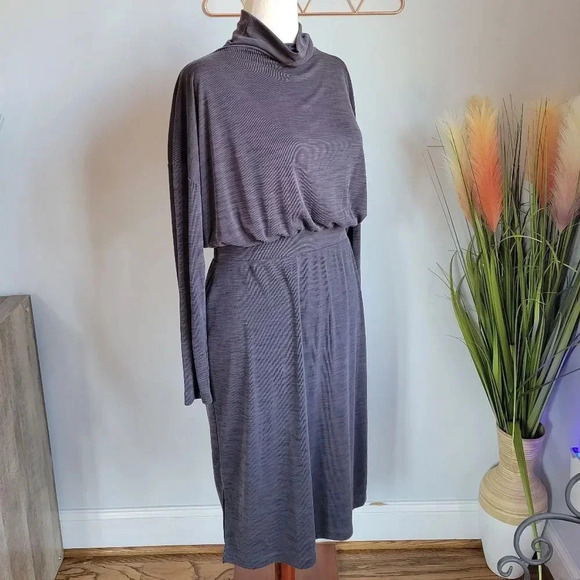 Rachel Zoe, Grey Turtleneck Blouson Long Sleeve Jersey Midi Dress, Size Large - Picture 3 of 9